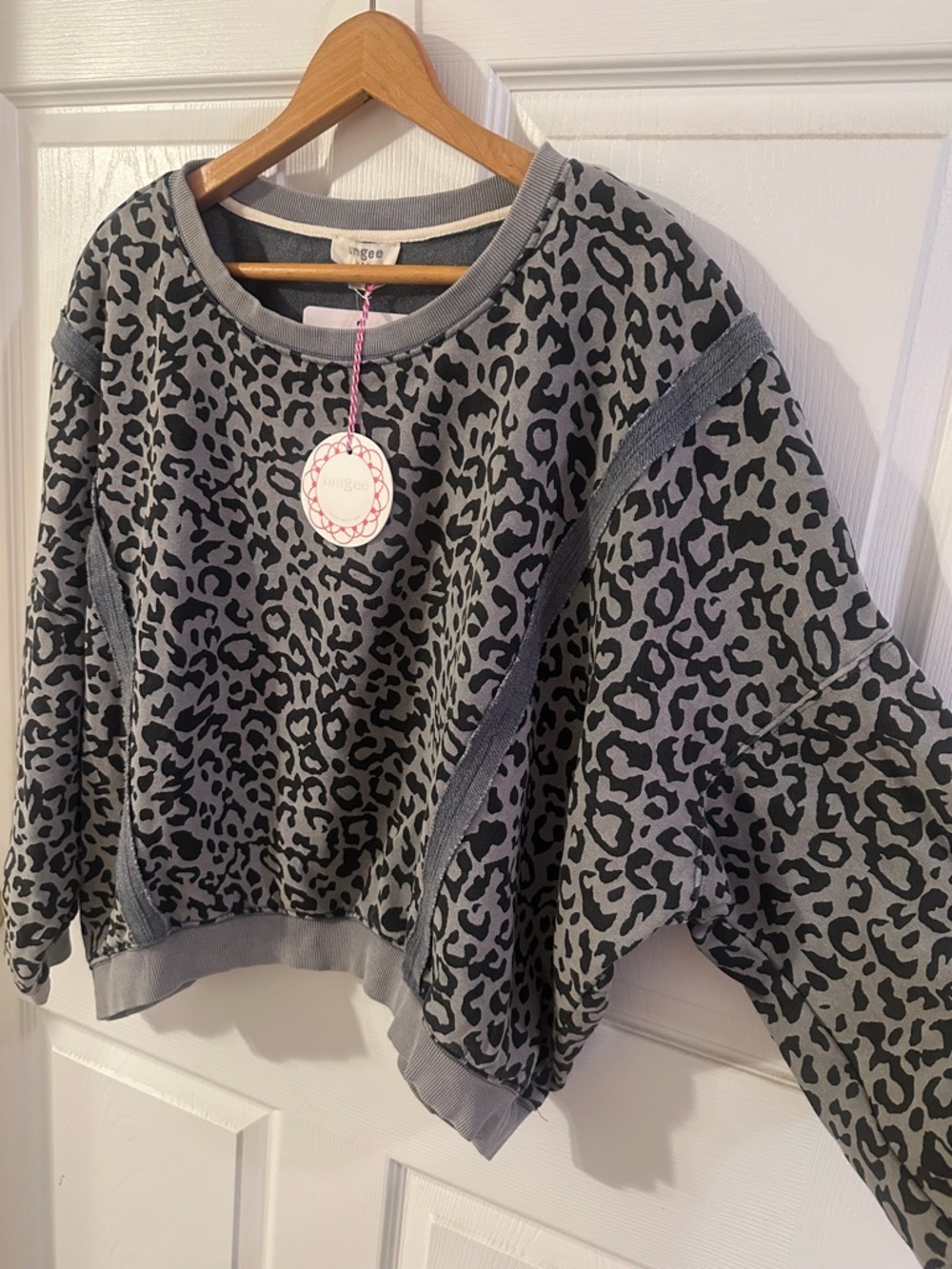 Umgee Gray Ribbed Collar Pullover Sweatshirt - Picture 3 of 4